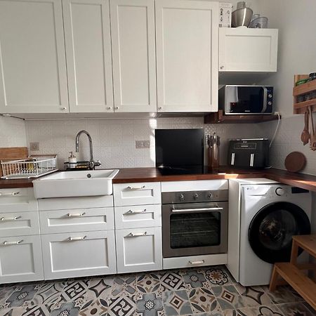 Yousra Appartement Poitiers Exteriör bild